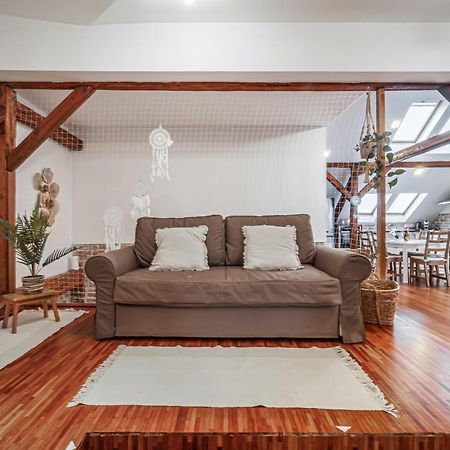 Beautiful And Romantic Penthouse With Two Terraces Bratislava Luaran gambar
