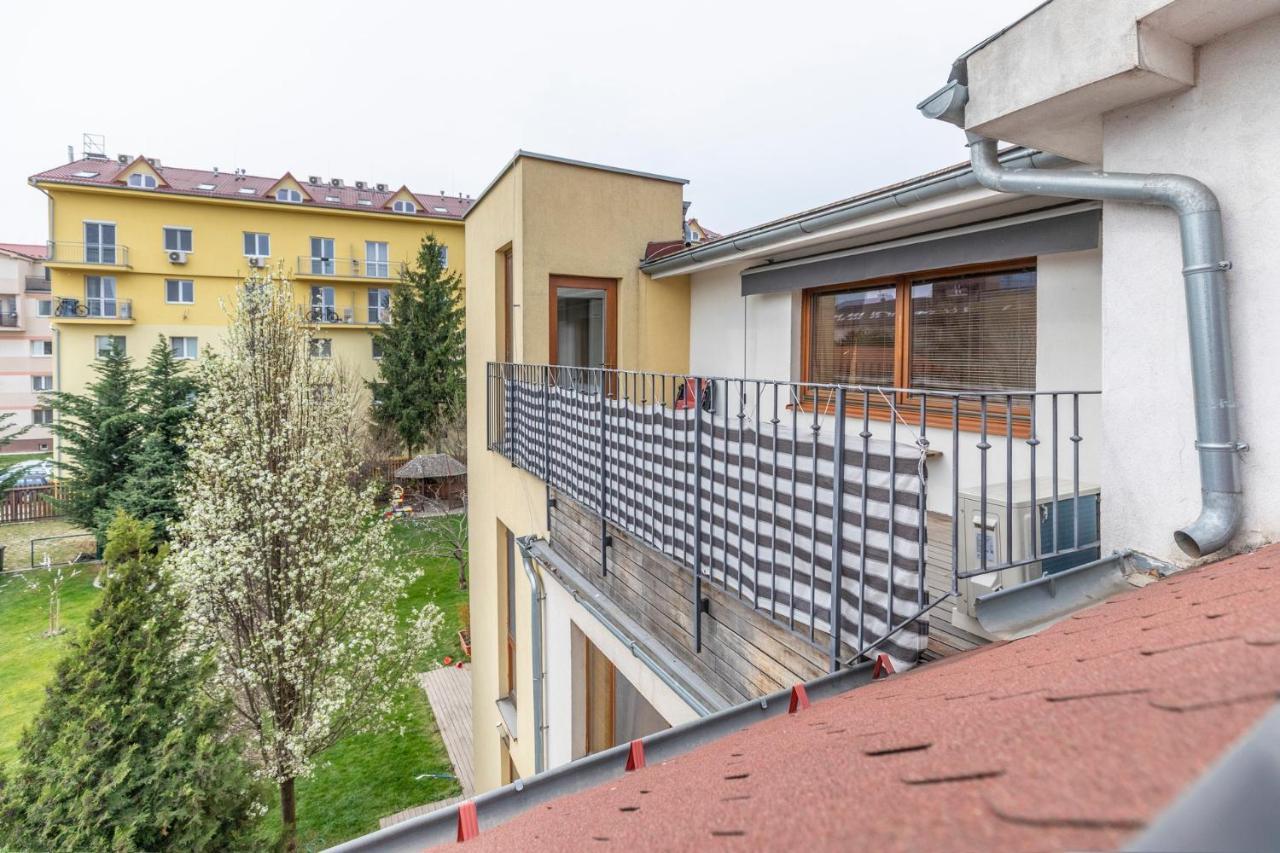 Beautiful And Romantic Penthouse With Two Terraces Bratislava Luaran gambar