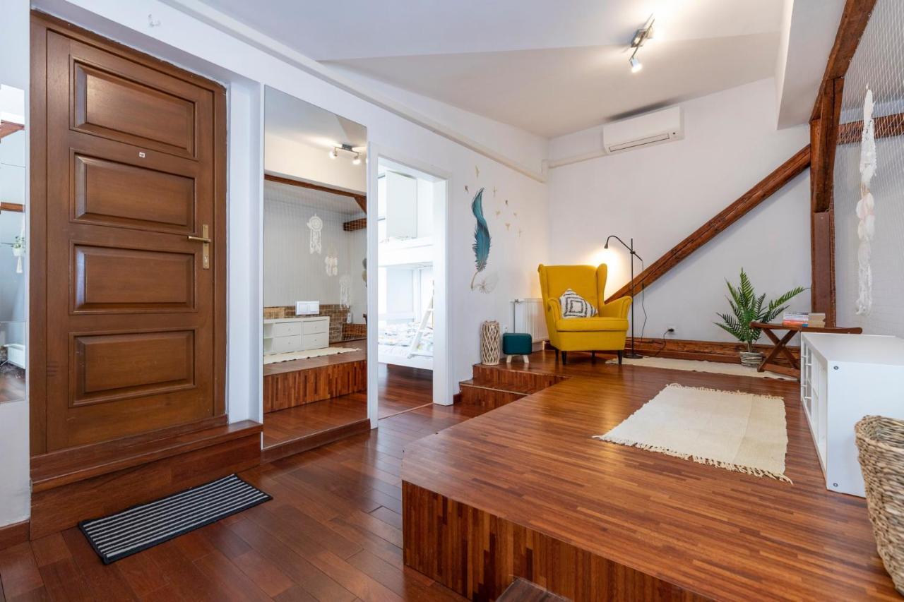 Beautiful And Romantic Penthouse With Two Terraces Bratislava Luaran gambar