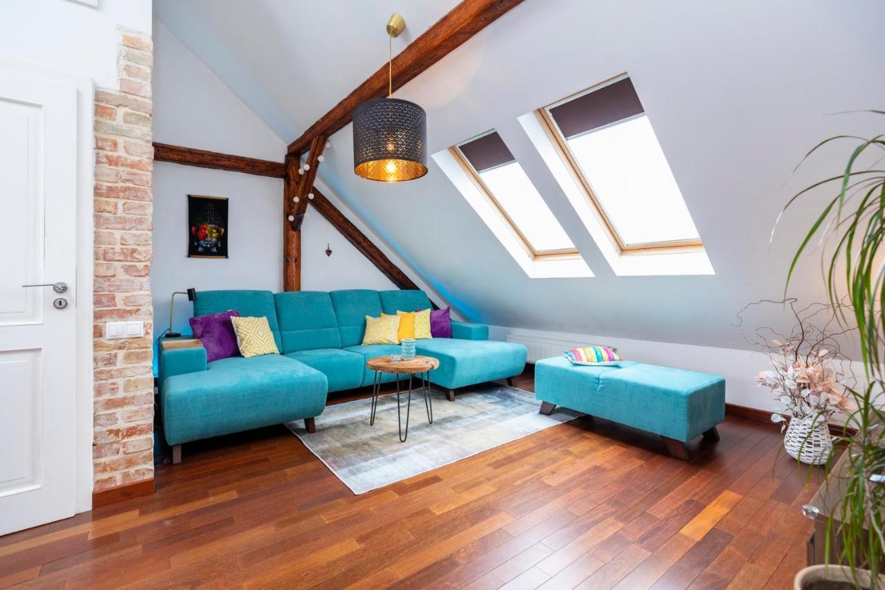 Beautiful And Romantic Penthouse With Two Terraces Bratislava Luaran gambar