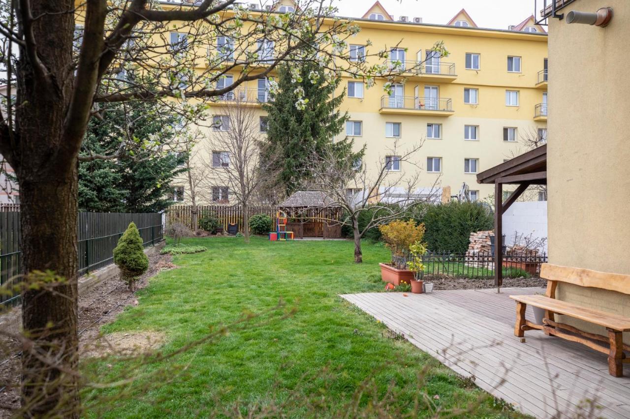 Beautiful And Romantic Penthouse With Two Terraces Bratislava Luaran gambar