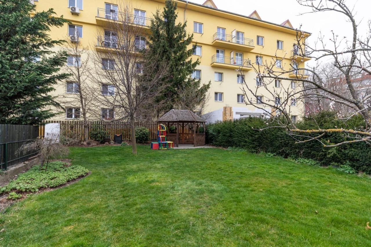 Beautiful And Romantic Penthouse With Two Terraces Bratislava Luaran gambar